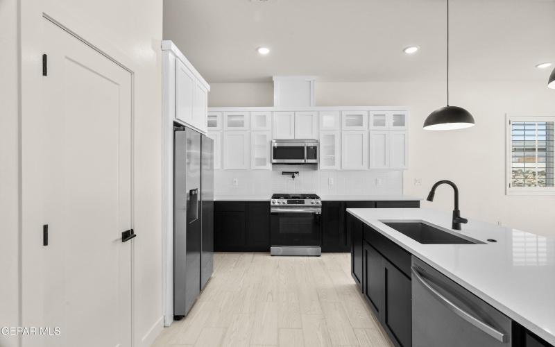 1810 Schyler Love Lane, El Paso, TX 79928, 4 Habitaciones Habitaciones , ,2 BañosBaños,Residential,En Venta,1810 Schyler Love Lane,0,936688