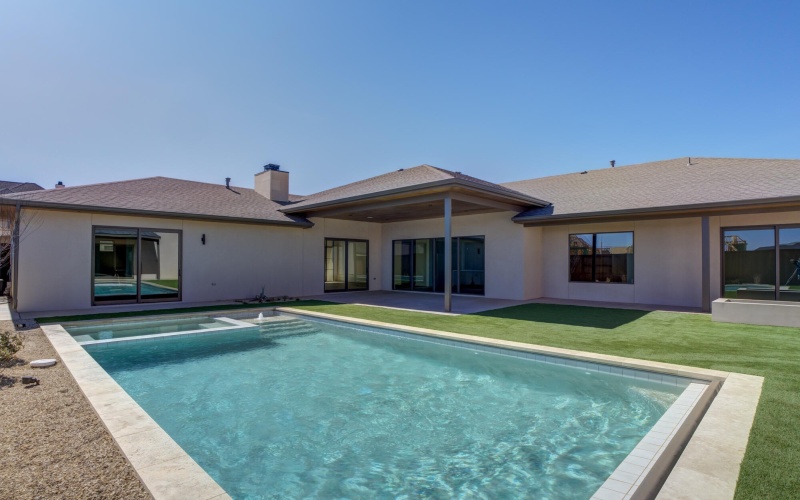 4010 151st Street, Lubbock, TX 79423, 4 Habitaciones Habitaciones , ,5 BañosBaños,Residential,En Venta,4010 151st Street,0,202600830