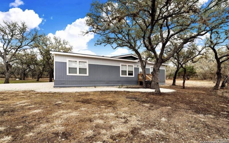 1368 County Road 171, Nixon, TX 78140, 3 Habitaciones Habitaciones , ,2 BañosBaños,Residential,En Venta,1368 County Road 171,0,1907093