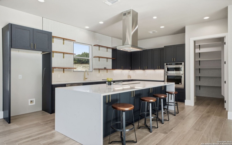 220 Sendera, Canyon Lake, TX 78133, 4 Bedrooms Bedrooms, ,5 BathroomsBathrooms,Residential,For Sale,220 Sendera,0,1932959