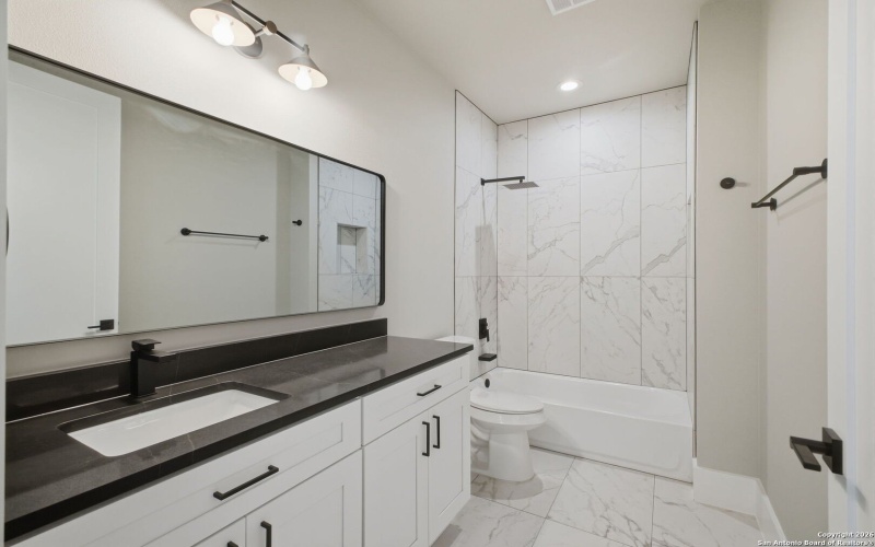 220 Sendera, Canyon Lake, TX 78133, 4 Bedrooms Bedrooms, ,5 BathroomsBathrooms,Residential,For Sale,220 Sendera,0,1932959