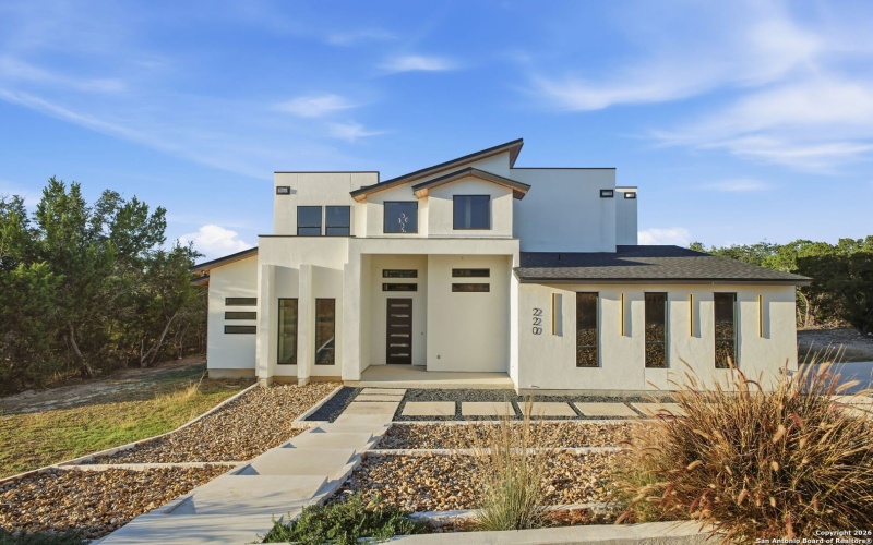 220 Sendera, Canyon Lake, TX 78133, 4 Bedrooms Bedrooms, ,5 BathroomsBathrooms,Residential,For Sale,220 Sendera,0,1932959