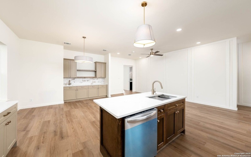 1947 W French Pl, San Antonio, TX 78201, 3 Bedrooms Bedrooms, ,2 BathroomsBathrooms,Residential,For Sale,1947 W French Pl,0,1934508