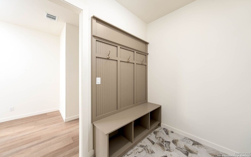 1947 W French Pl, San Antonio, TX 78201, 3 Bedrooms Bedrooms, ,2 BathroomsBathrooms,Residential,For Sale,1947 W French Pl,0,1934508