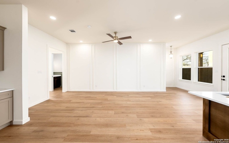 1947 W French Pl, San Antonio, TX 78201, 3 Bedrooms Bedrooms, ,2 BathroomsBathrooms,Residential,For Sale,1947 W French Pl,0,1934508