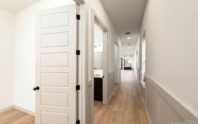 118 San Antonio Blvd, San Antonio, TX 78201, 3 Bedrooms Bedrooms, ,2 BathroomsBathrooms,Residential,For Sale,118 San Antonio Blvd,0,1934509