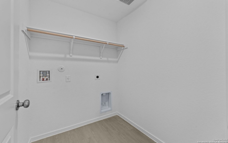 105 Ellendale Place, Fredericksburg, TX 78624, 3 Bedrooms Bedrooms, ,2 BathroomsBathrooms,Residential,For Sale,105 Ellendale Place,0,1934665