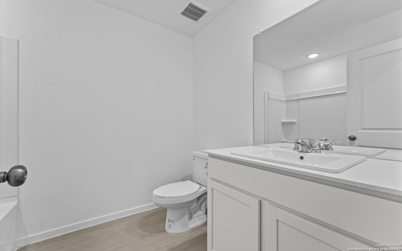 105 Ellendale Place, Fredericksburg, TX 78624, 3 Bedrooms Bedrooms, ,2 BathroomsBathrooms,Residential,For Sale,105 Ellendale Place,0,1934665