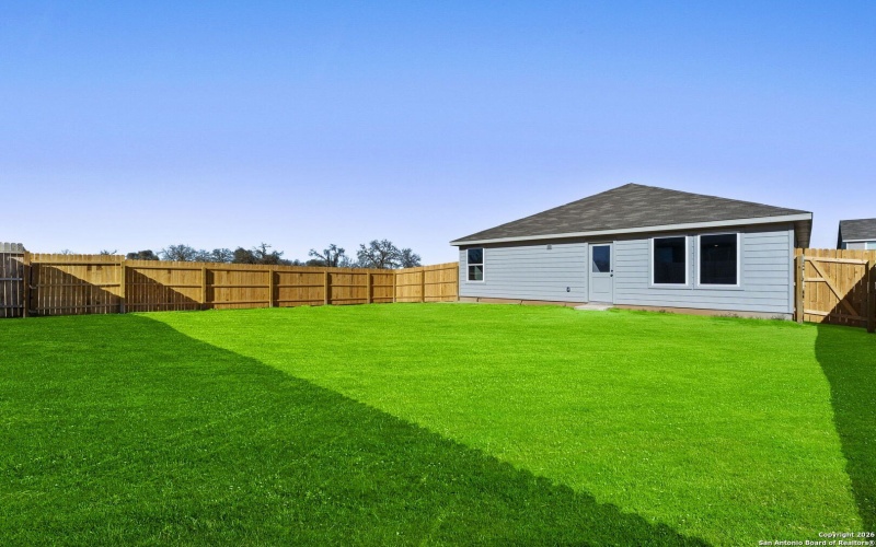 101 Ellendale Place, Fredericksburg, TX 78624, 3 Bedrooms Bedrooms, ,2 BathroomsBathrooms,Residential,For Sale,101 Ellendale Place,0,1934667