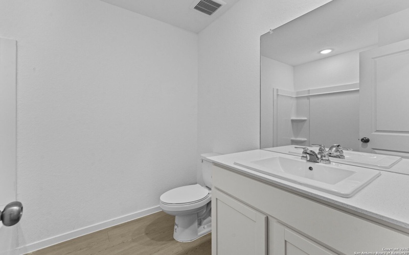 101 Ellendale Place, Fredericksburg, TX 78624, 3 Bedrooms Bedrooms, ,2 BathroomsBathrooms,Residential,For Sale,101 Ellendale Place,0,1934667