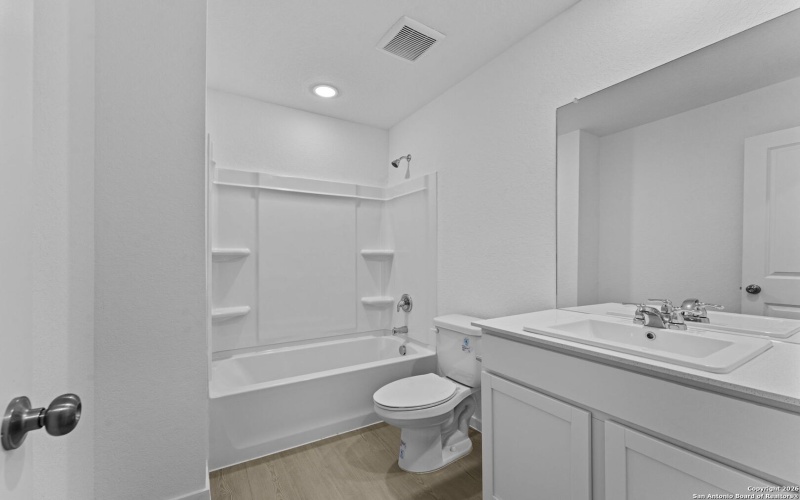 129 Alameda Dr, Fredericksburg, TX 78624, 4 Bedrooms Bedrooms, ,2 BathroomsBathrooms,Residential,For Sale,129 Alameda Dr,0,1934678