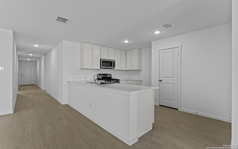 129 Alameda Dr, Fredericksburg, TX 78624, 4 Bedrooms Bedrooms, ,2 BathroomsBathrooms,Residential,For Sale,129 Alameda Dr,0,1934678