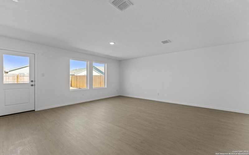 129 Alameda Dr, Fredericksburg, TX 78624, 4 Bedrooms Bedrooms, ,2 BathroomsBathrooms,Residential,For Sale,129 Alameda Dr,0,1934678