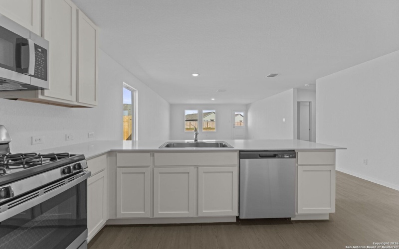 137 Alameda Dr, Fredericksburg, TX 78624, 3 Habitaciones Habitaciones , ,2 BañosBaños,Residential,En Venta,137 Alameda Dr,0,1934702