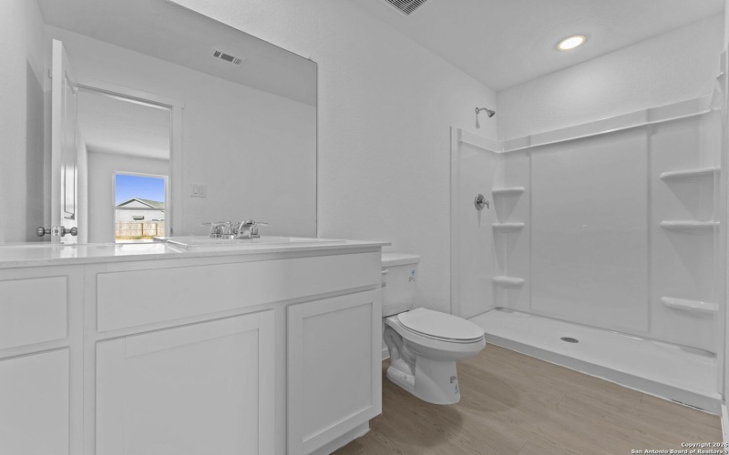 137 Alameda Dr, Fredericksburg, TX 78624, 3 Habitaciones Habitaciones , ,2 BañosBaños,Residential,En Venta,137 Alameda Dr,0,1934702