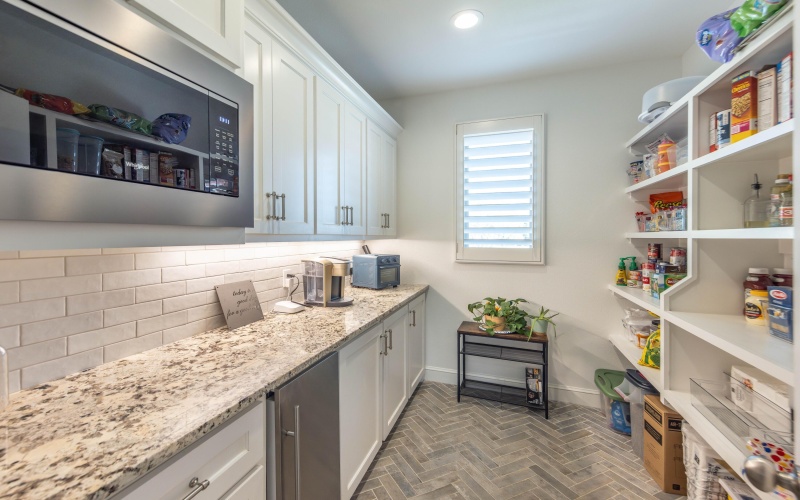4403 103rd Street, Lubbock, TX 79424, 4 Habitaciones Habitaciones , ,5 BañosBaños,Residential,En Venta,4403 103rd Street,202553341