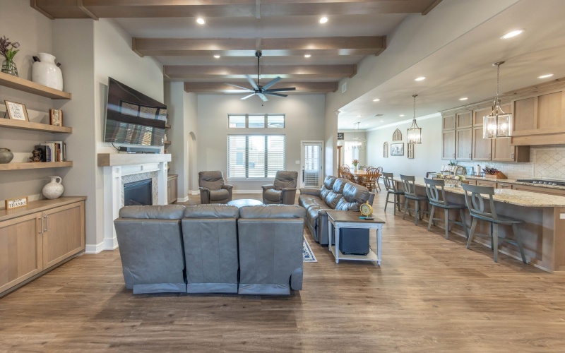 4403 103rd Street, Lubbock, TX 79424, 4 Habitaciones Habitaciones , ,5 BañosBaños,Residential,En Venta,4403 103rd Street,202553341