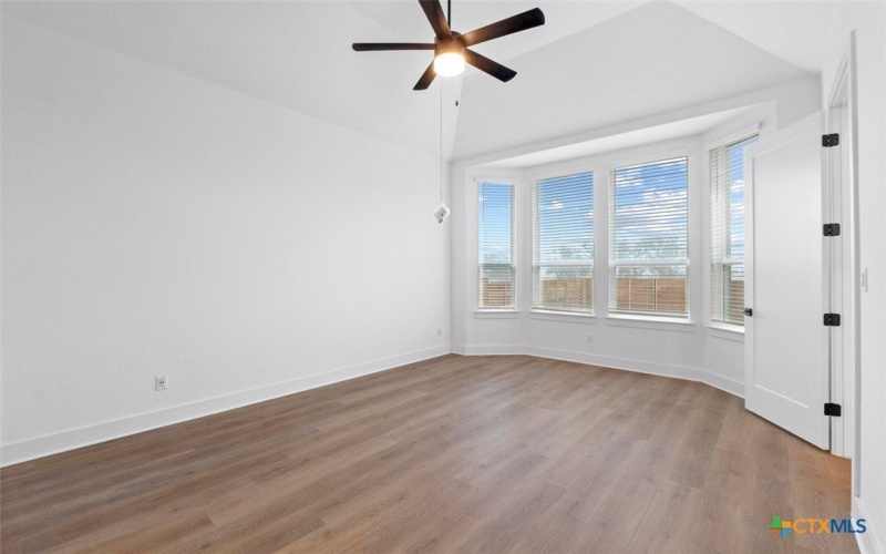 2013 Tobiano Trace, Georgetown, TX 78633, 4 Bedrooms Bedrooms, ,5 BathroomsBathrooms,Residential,For Sale,2013 Tobiano Trace,0,602151