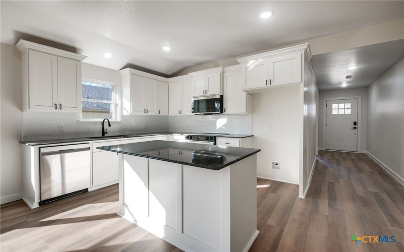 1208 Mills Street, Gatesville, TX 76528, 3 Habitaciones Habitaciones , ,2 BañosBaños,Residential,En Venta,1208 Mills Street,0,602201