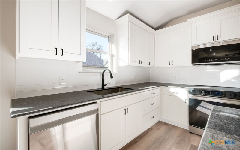 1208 Mills Street, Gatesville, TX 76528, 3 Habitaciones Habitaciones , ,2 BañosBaños,Residential,En Venta,1208 Mills Street,0,602201