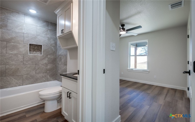 1208 Mills Street, Gatesville, TX 76528, 3 Habitaciones Habitaciones , ,2 BañosBaños,Residential,En Venta,1208 Mills Street,0,602201