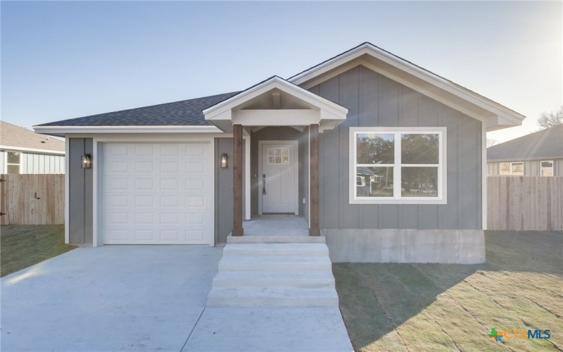 1208 Mills Street, Gatesville, TX 76528, 3 Habitaciones Habitaciones , ,2 BañosBaños,Residential,En Venta,1208 Mills Street,0,602201