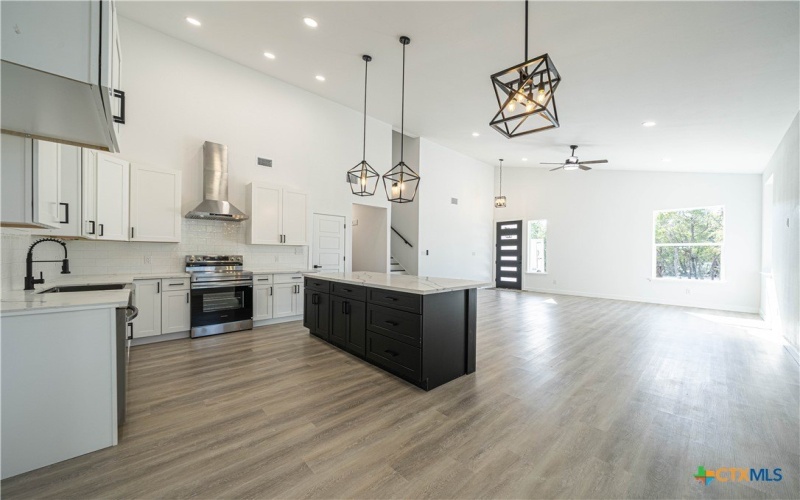 4 Huisache Lane, Wimberley, TX 78676, 3 Habitaciones Habitaciones , ,2 BañosBaños,Residential,En Venta,4 Huisache Lane,0,602203