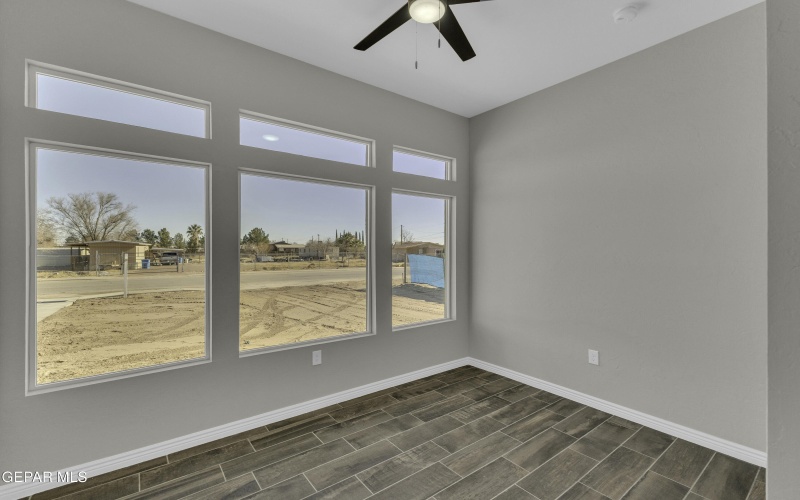 13320 GUITAR Drive, San Elizario, TX 79849, 5 Habitaciones Habitaciones , ,3 BañosBaños,Residential,En Venta,13320 GUITAR Drive,0,936721