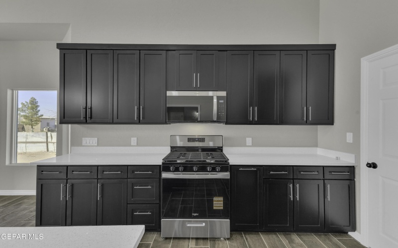 13320 GUITAR Drive, San Elizario, TX 79849, 5 Habitaciones Habitaciones , ,3 BañosBaños,Residential,En Venta,13320 GUITAR Drive,0,936721