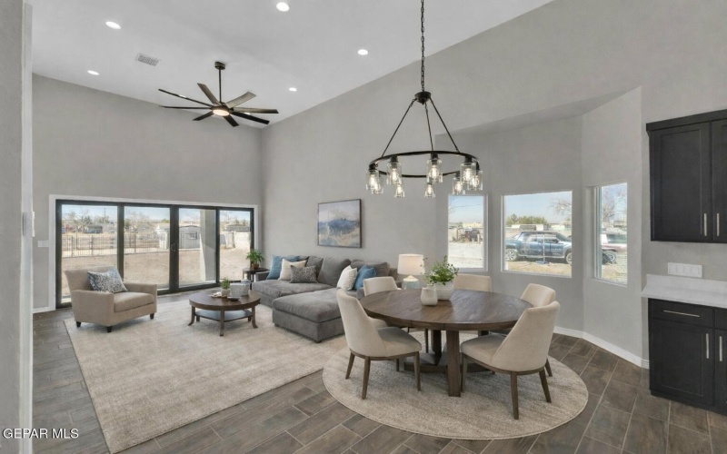 13320 GUITAR Drive, San Elizario, TX 79849, 5 Habitaciones Habitaciones , ,3 BañosBaños,Residential,En Venta,13320 GUITAR Drive,0,936721