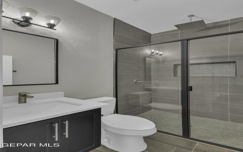 13320 GUITAR Drive, San Elizario, TX 79849, 5 Habitaciones Habitaciones , ,3 BañosBaños,Residential,En Venta,13320 GUITAR Drive,0,936721