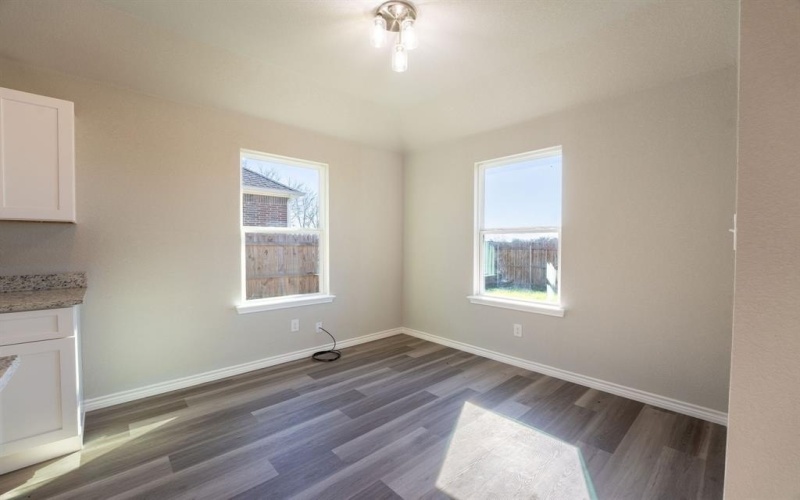 1020 Springview Lane, Mabank, TX 75147, 3 Bedrooms Bedrooms, ,2 BathroomsBathrooms,Residential,For Sale,1020 Springview Lane,0,21153220