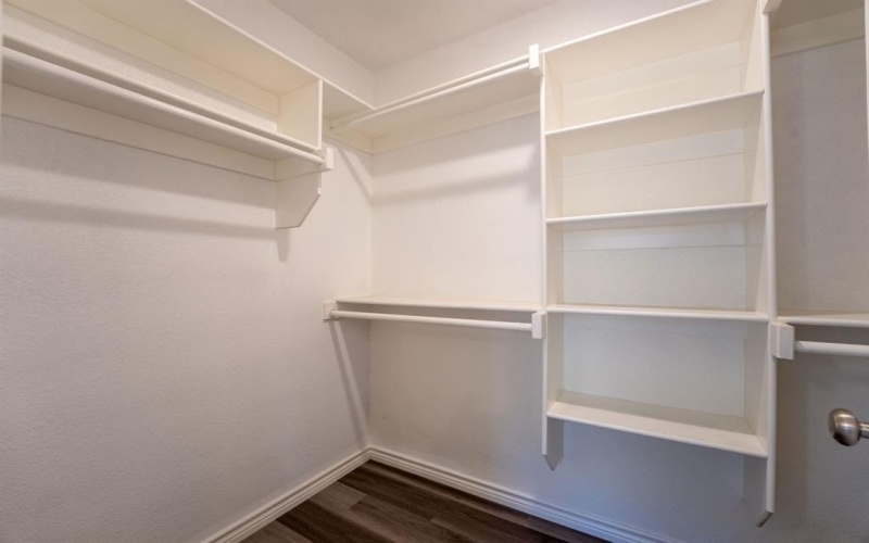 1020 Springview Lane, Mabank, TX 75147, 3 Bedrooms Bedrooms, ,2 BathroomsBathrooms,Residential,For Sale,1020 Springview Lane,0,21153220