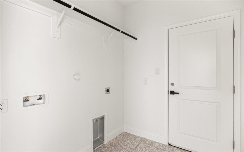 5915 Black Pine Circle, Granbury, TX 76048, 3 Habitaciones Habitaciones , ,2 BañosBaños,Residential,En Venta,5915 Black Pine Circle,0,21153691