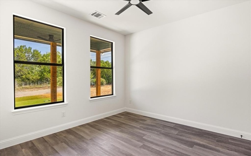 5915 Black Pine Circle, Granbury, TX 76048, 3 Habitaciones Habitaciones , ,2 BañosBaños,Residential,En Venta,5915 Black Pine Circle,0,21153691