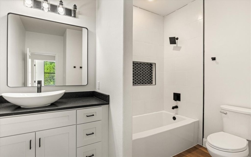 5915 Black Pine Circle, Granbury, TX 76048, 3 Habitaciones Habitaciones , ,2 BañosBaños,Residential,En Venta,5915 Black Pine Circle,0,21153691