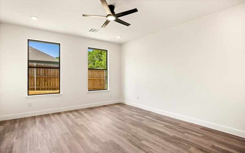 5915 Black Pine Circle, Granbury, TX 76048, 3 Habitaciones Habitaciones , ,2 BañosBaños,Residential,En Venta,5915 Black Pine Circle,0,21153691