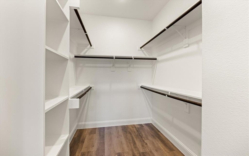 5915 Black Pine Circle, Granbury, TX 76048, 3 Habitaciones Habitaciones , ,2 BañosBaños,Residential,En Venta,5915 Black Pine Circle,0,21153691