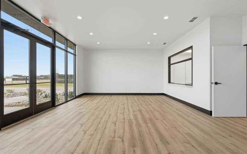 6715 Memorial Drive, Abilene, TX 79606, ,Otro,En Venta,6715 Memorial Drive,0,21155283