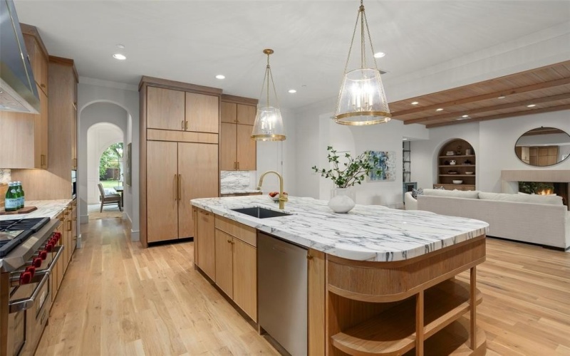 6430 Pemberton Drive, Dallas, TX 75230, 5 Habitaciones Habitaciones , ,6 BañosBaños,Residential,En Venta,6430 Pemberton Drive,0,21157044