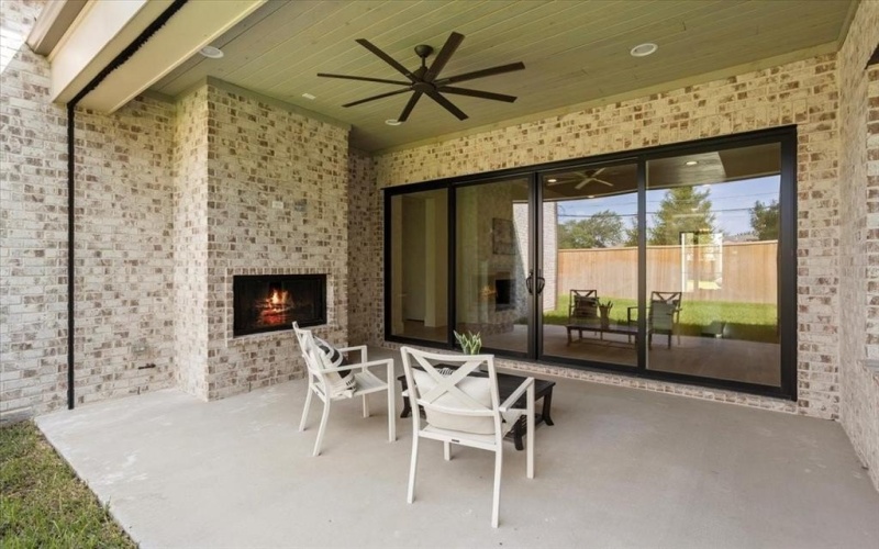 3935 Rochelle Drive, Dallas, TX 75220, 5 Habitaciones Habitaciones , ,6 BañosBaños,Residential,En Venta,3935 Rochelle Drive,0,21157045