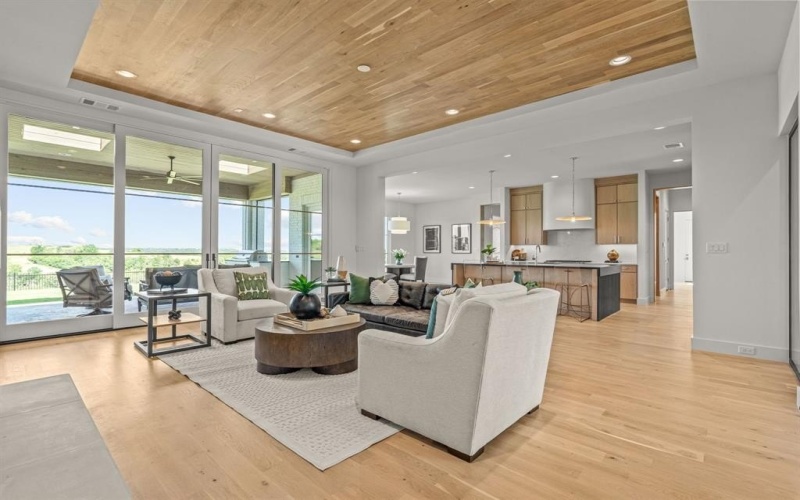 4524 Chablis Drive, Fort Worth, TX 76126, 5 Habitaciones Habitaciones , ,6 BañosBaños,Residential,En Venta,4524 Chablis Drive,0,21157117