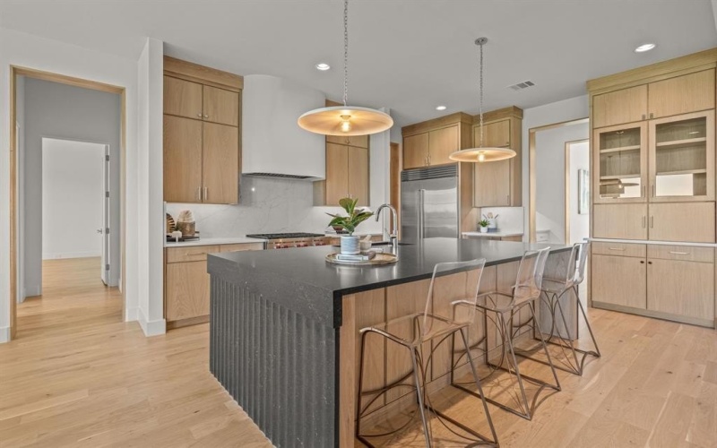 4524 Chablis Drive, Fort Worth, TX 76126, 5 Habitaciones Habitaciones , ,6 BañosBaños,Residential,En Venta,4524 Chablis Drive,0,21157117