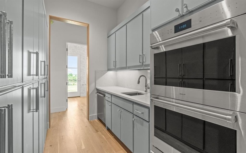 4524 Chablis Drive, Fort Worth, TX 76126, 5 Habitaciones Habitaciones , ,6 BañosBaños,Residential,En Venta,4524 Chablis Drive,0,21157117