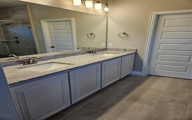 400 Willie's Court, Whitesboro, TX 76273, 4 Bedrooms Bedrooms, ,3 BathroomsBathrooms,Residential,For Sale,400 Willie's Court,0,21157232