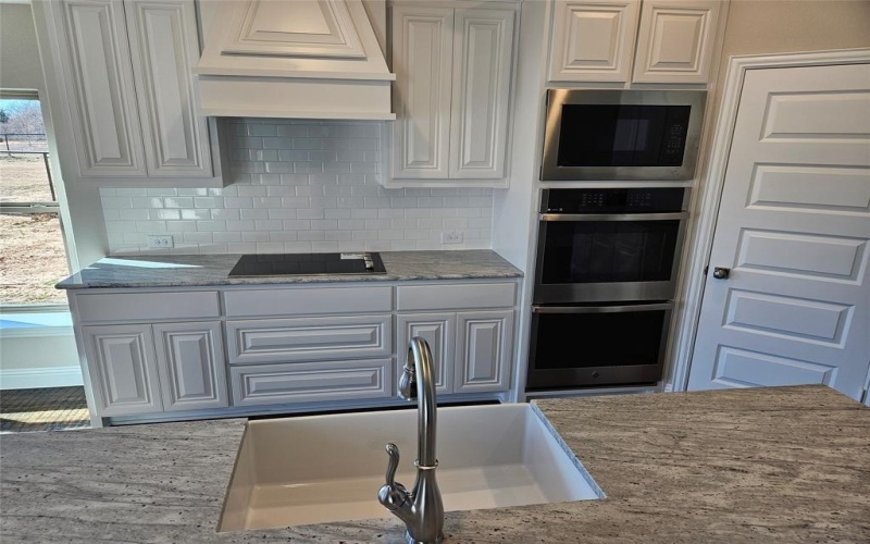 400 Willie's Court, Whitesboro, TX 76273, 4 Bedrooms Bedrooms, ,3 BathroomsBathrooms,Residential,For Sale,400 Willie's Court,0,21157232