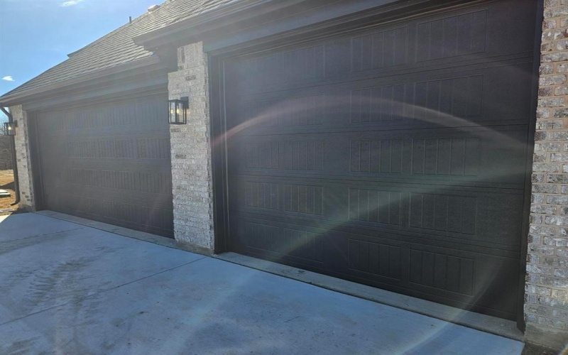 400 Willie's Court, Whitesboro, TX 76273, 4 Bedrooms Bedrooms, ,3 BathroomsBathrooms,Residential,For Sale,400 Willie's Court,0,21157232