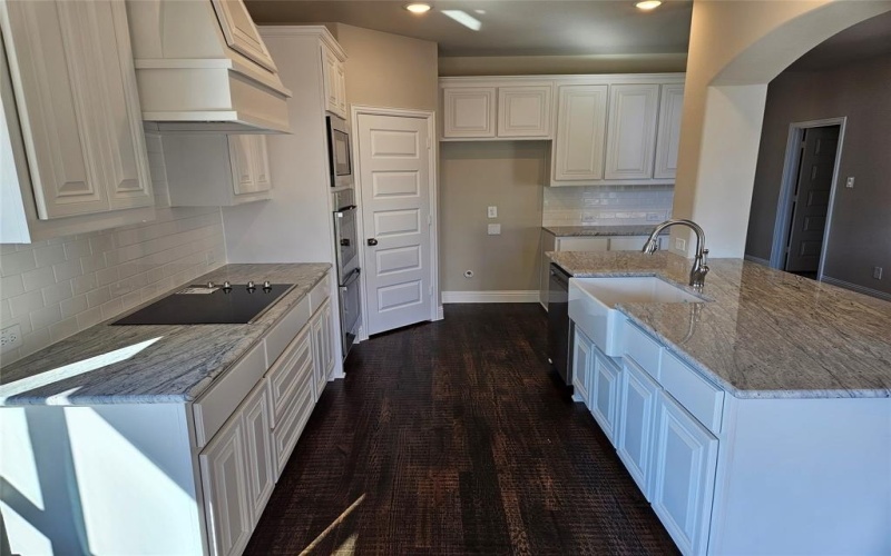 400 Willie's Court, Whitesboro, TX 76273, 4 Bedrooms Bedrooms, ,3 BathroomsBathrooms,Residential,For Sale,400 Willie's Court,0,21157232