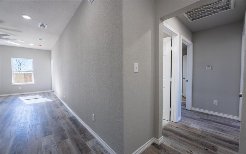 1032 Springview Lane, Mabank, TX 75147, 3 Bedrooms Bedrooms, ,2 BathroomsBathrooms,Residential,For Sale,1032 Springview Lane,0,21157308