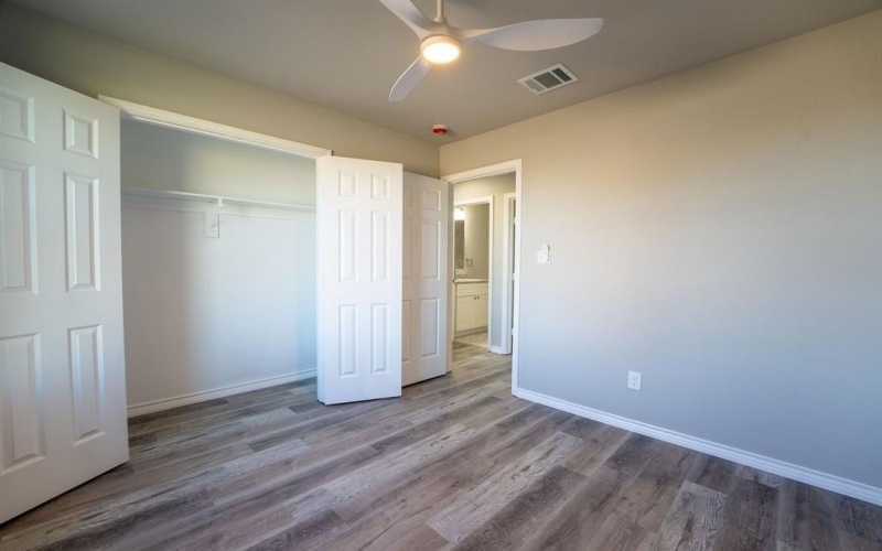 1032 Springview Lane, Mabank, TX 75147, 3 Bedrooms Bedrooms, ,2 BathroomsBathrooms,Residential,For Sale,1032 Springview Lane,0,21157308